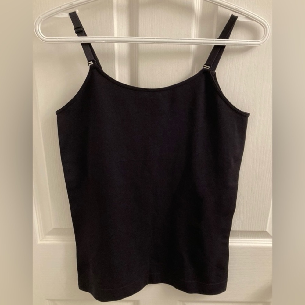 NEW Shapermint shapewear cami scoop neck tank with adjustable straps in black - Picture 2 of 4